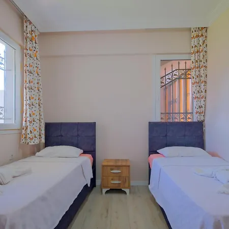 Lavin ヴィラ フェティエ